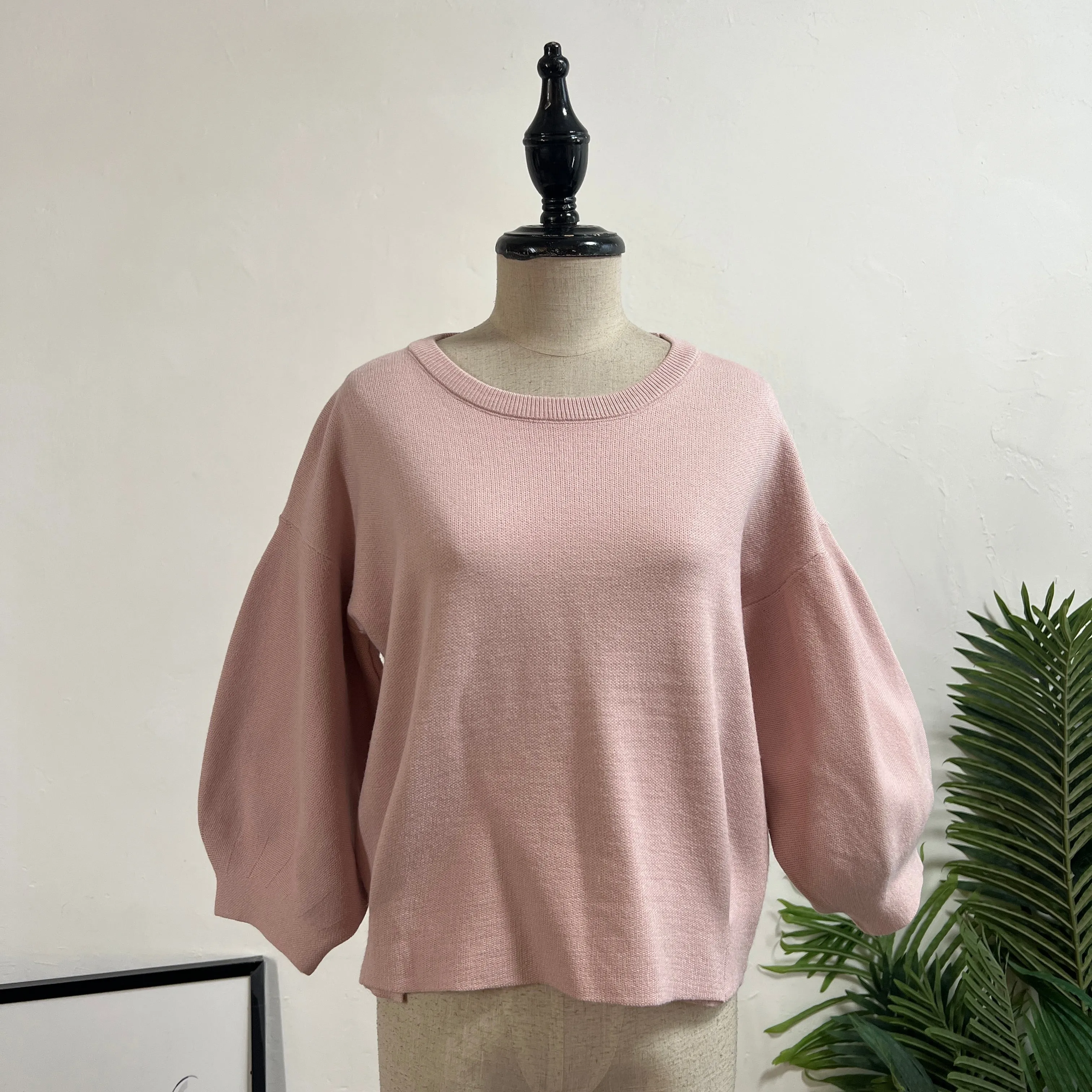 241057 - Simple Knit Top (20% Off)