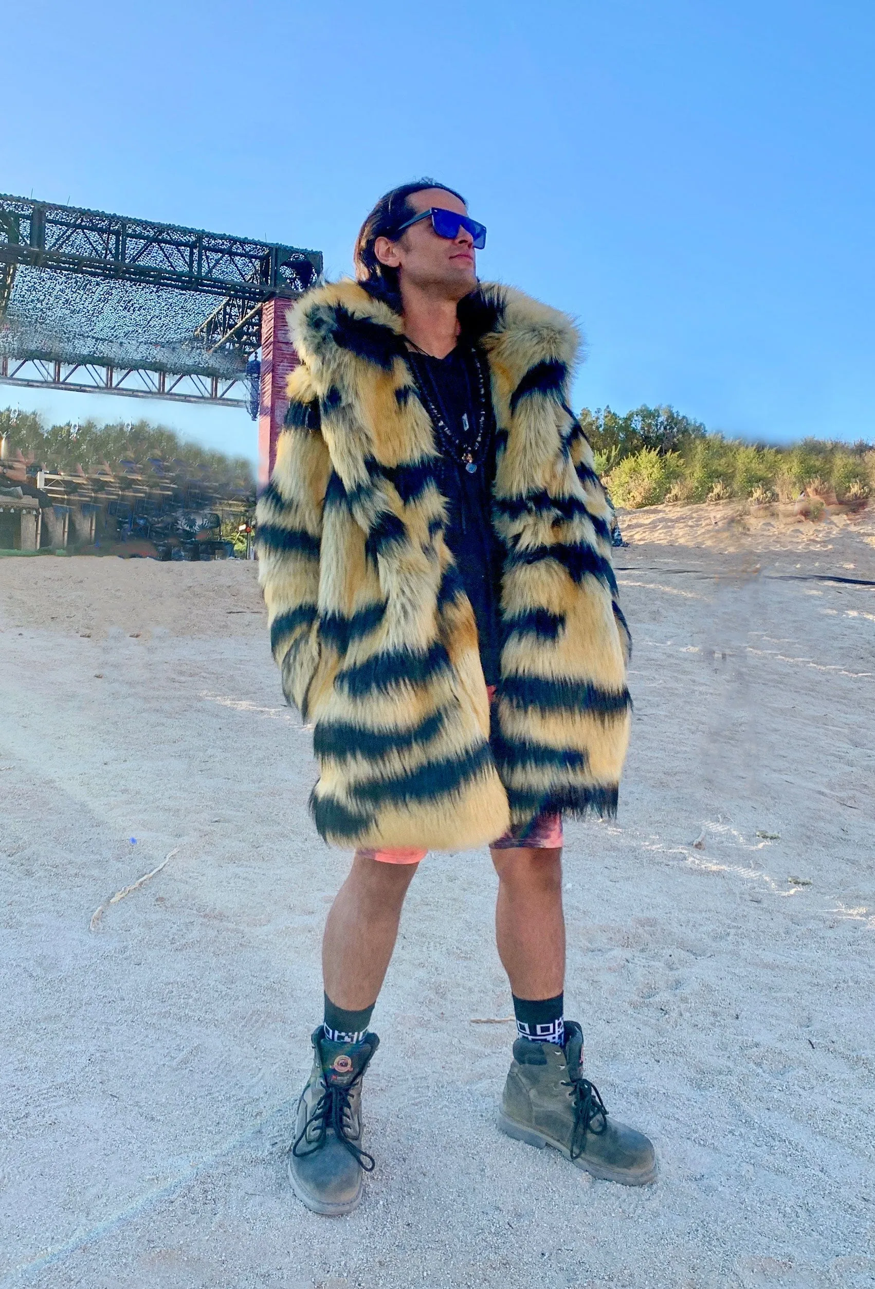 Men's Dutch Coat in "Abstract Tiger" STOCK